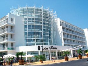 Відпочивай 11 ночей – плати за 7 в готелі Korona 4*.